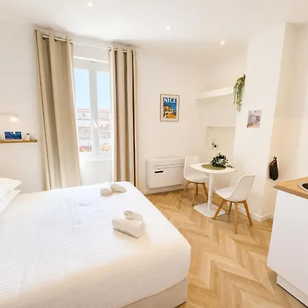 Joyau Prestige, Studio, 2p, Ac, Coeur Vieil Apartmán *